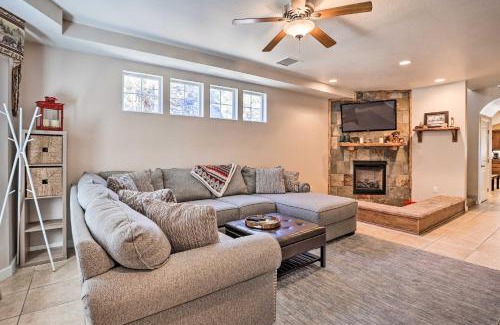 Big Bear City Casa | 5 Mi to Big Bear Lake Cozy Cottage with Hot Tub