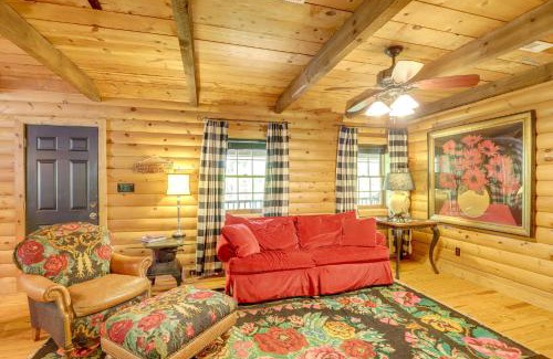 Asheville Casa | 5 Mi to Dtwn Asheville Tranquil Cabin Retreat!
