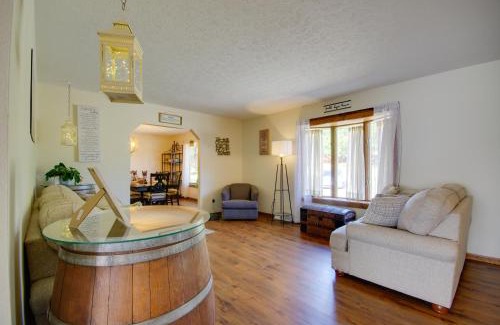 Waynesville Casa | 5 Mi to Dtwn Waynesville 4-Acre Group Getaway!