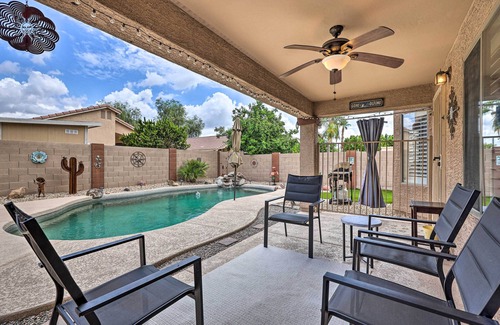 Roseview Casa | 5 Mi to Golf Courses: BBQ-Ready Surprise Home