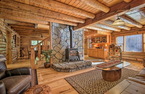 Arnold Casa | 5 Mi to Hiking Custom Cabin with Deck in Arnold!