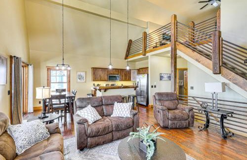 Deadwood Casa | 5 Mi to Terry Peak Spacious Lead Cabin with Hot Tub