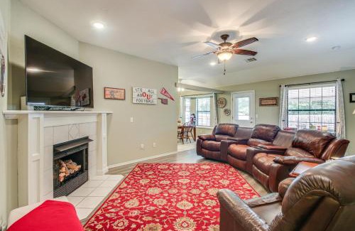 Norman Casa | 5 Mi to University of Oklahoma Home with Patio!