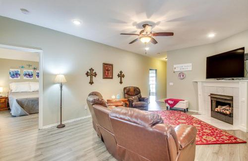 Norman Casa | 5 Mi to University of Oklahoma Home with Patio!