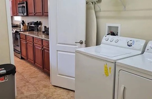 West Kissimmee Complejo | 5 Miles Away From Disney