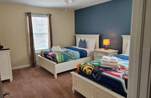 West Kissimmee Complejo | 5 Miles Away From Disney