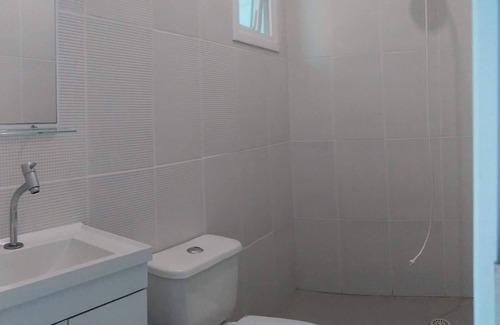 Lauro de Freitas Apartamento | 5 min de playa de Villas; simple, limpio y buen precio