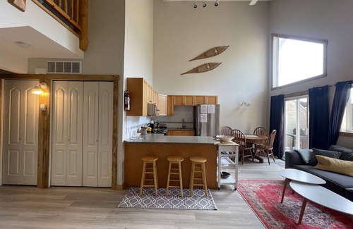 East Kootenay Condominio | 5 Min. Drive to the Resort and Fernie