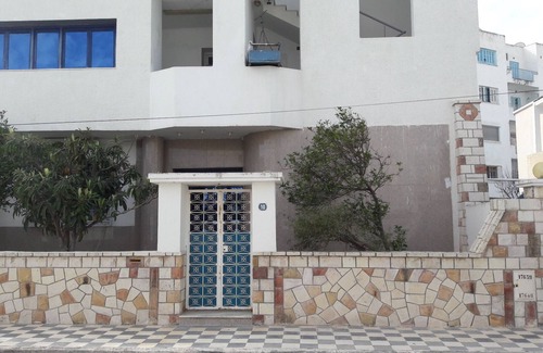 Cite El Khadra Casa | 5 min from airport, near metro, Olympic-size swimming pool, fitness trail.