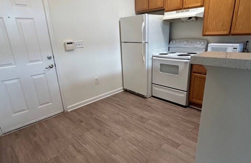 Charlotte Apartamento | 5 min from UNCC 1Bedroom/1 Bath Free parking, close to Light Rail and Uptown