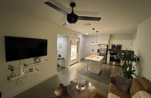Santa Ana Apartamento | 5 min to Disneyland! Luxury Stay in Anaheim’s Platinum Triangle