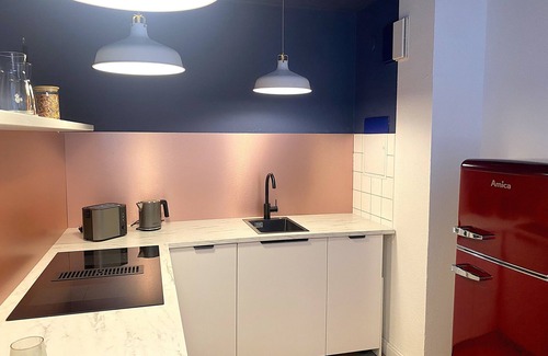 Gera Apartamento | 5 Min von der Hochschule enfernt - Familien-Apartment mit Balkon & Kinderbett
