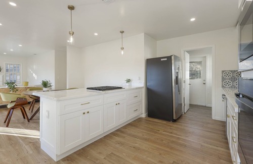Stockton Casa | 5 min walk from UOP & Miracle Mile- Updated home with master suite!