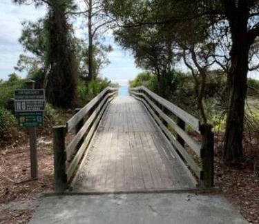 Hilton Head Island Apartamento | 5 MIN WALK TO BEACH- 2BR1BA Villa in The Dunes