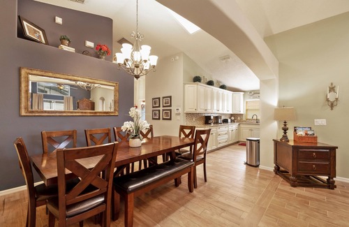 Windsor Palms Casa | ¡Increíble hogar con temática de Disney! 6br / 4ba, 5 minutos a Disney, ¡calor gratis en la piscina!