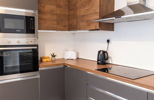 Sliema Apartamento | 5 mins walk from Valletta Ferry - Apartment in Sliema with View of Valletta.