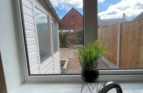 Newark Casa | 5 mins walk to the riverside and town/restaurants/castle/showground 5 min drive