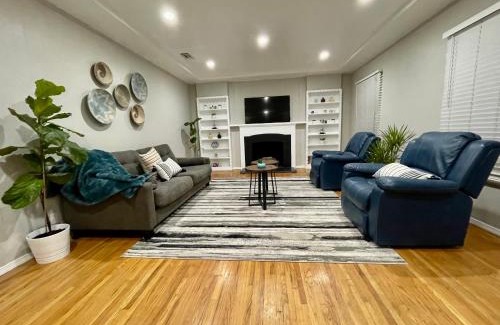 Monrovia Casa | 5 Mins Walk To Oldtown Monrovia Cozy 4 Br Home