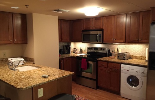 Central Oklahoma City Apartamento | Dormir, quedarse, trabajar y jugar en Midtown Landmark