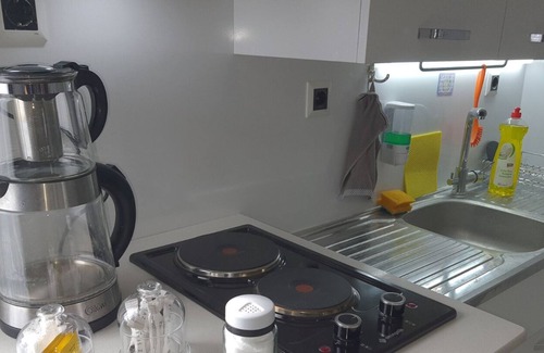 Bahcelievler Apartamento | 5 minutes subway,metrobus,hospitals,shopping malls