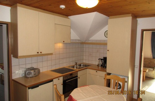 Keutschach am See Apartamento | 5 minutos al lago, vista al lago, entrada gratuita al lido