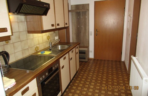 Keutschach am See Apartamento | 5 minutos al lago, vista al lago, entrada gratuita al lido