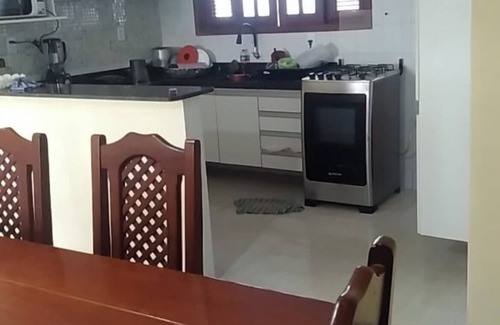 Porto das Dunas Casa | 5 minutes to the largest South America water park! Family house with pool,garage