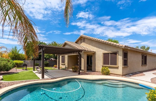 Rovey Farm Estates Casa | 5 minutes to Westgate! Comfortable 3br home with pool