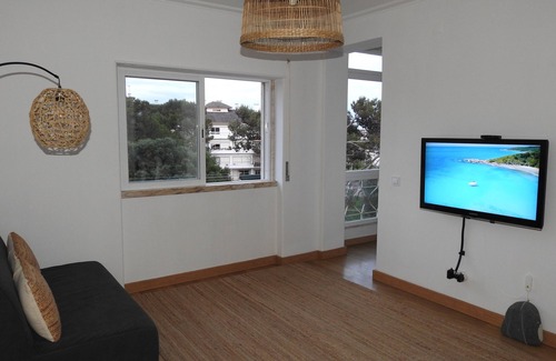 Carcavelos Apartamento | 5 Minutos da Praia Carcavelos Acolhedor