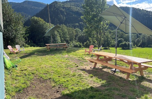 Saint-Maurice-sur-Moselle Apartamento | 5-person apartment with outdoor area