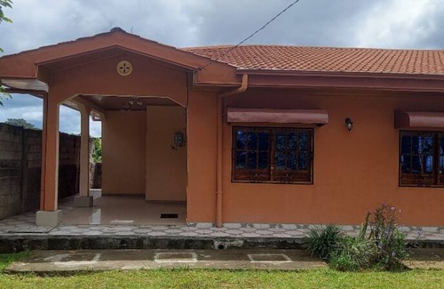 Ebolowa Apartamento | 5-person apartment