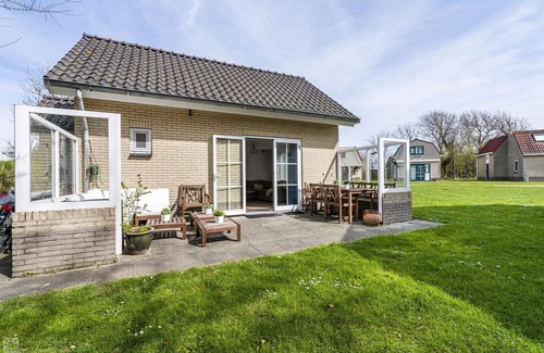 Municipality of Vlissingen Casa | Holiday home for 5 people in Vlissingen 2 adults + 3 children or 4 adults