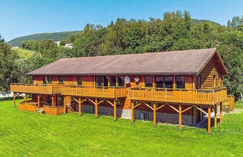 Gjemnes Municipality Apartamento | 5 person holiday home in EIDSVÅG