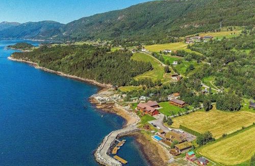 Gjemnes Municipality Apartamento | 5 person holiday home in EIDSVÅG