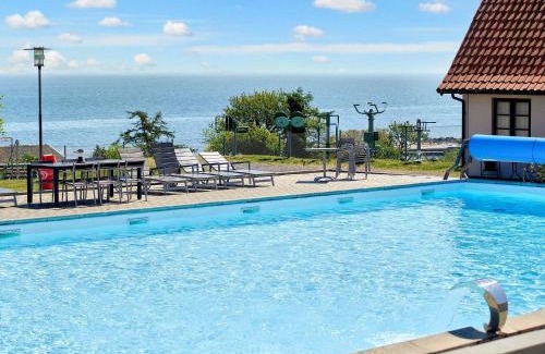 Gudhjem Casa | 5 person holiday home on a holiday park in Gudhjem