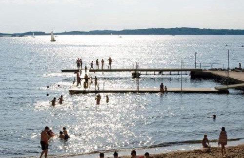 Vastra Frolunda Casa | 5 person holiday home in VÄSTRA FRÖLUNDA