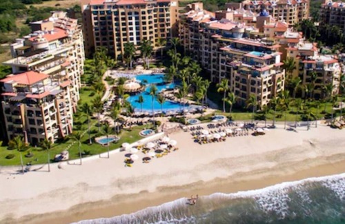 Flamingos Condominio | 5* RESORT/CONDO-NUEVO VALLARTA-BEACHFRONT WITH SWIM UP BAR!!