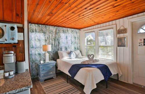 Treasure Island Casa | 5 - Seahorse Cottages - Coconut