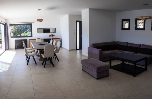 Belvedere-Campomoro Villa | 5-star architect-designed villa *****, swimming pool, walking distance to beach