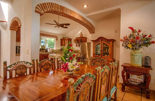 Akumal Villa | ¡Experiencia de 5 estrellas! Villa frente al mar 4BR / 4BA con playa privada + piscina, snorkel