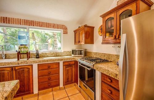 Akumal Villa | ¡Experiencia de 5 estrellas! Villa frente al mar 4BR / 4BA con playa privada + piscina, snorkel