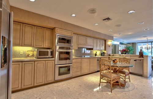Rancho Mirage Condominio | ¡Retiro de lujo de 5 estrellas en Rancho Mirage! Impresionante decoración, vistas y comodidad