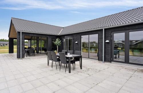 Vejers Casa | 5 star holiday home in Vejers Strand