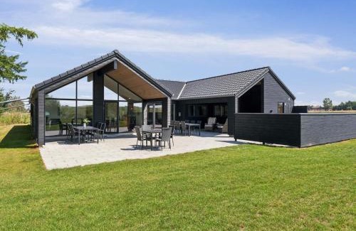 Hasmark Strand Casa | 5 star holiday home in Otterup