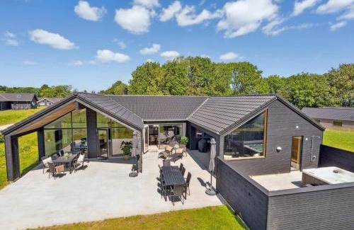 Sydals Casa | 5 star holiday home in Sydals