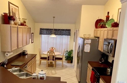 Eagle Pointe South Casa | 5 estrellas casa de la piscina frente al lago, gran pesca! BBQ Grill, Hi-Speed ​​Wifi, XBox 360!