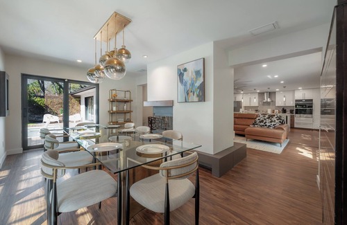 Beach Park Casa | Luxury Executive Home! Heated Pool and more!