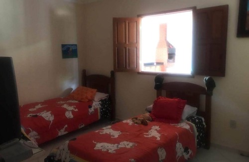 Teofilo Otoni Otro | Granja de 5 estrellas con piscina, campo de fútbol, piscina y barbacoa.