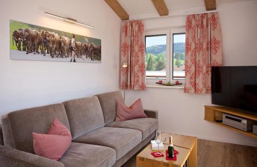 Kalzhofen Apartamento | 5 Sterne Ferienwohnung Hochgratblick mit Schwimmbad und Sauna