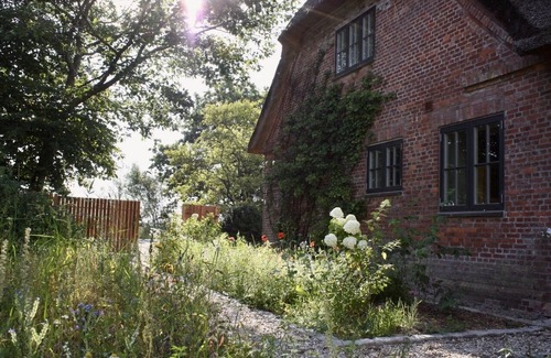 Rodenas Casa | 5* thatched roof house Ziegelmacher - Vörn 6600sqm natural garden with pond and outdoor sauna